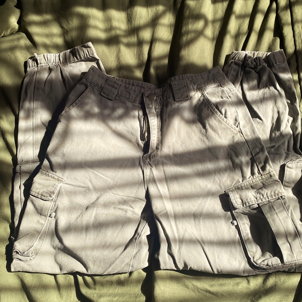 green cargo pants